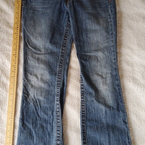 Refuge Premium Low rise Flare Jeans - Picture 8 of 10